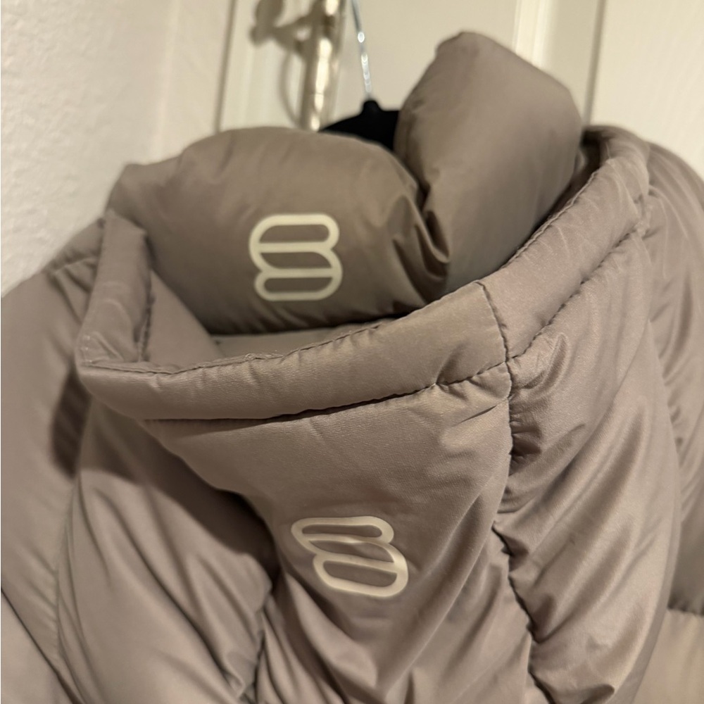 Aritzia Super Puff Long Coat - Picture 11 of 14